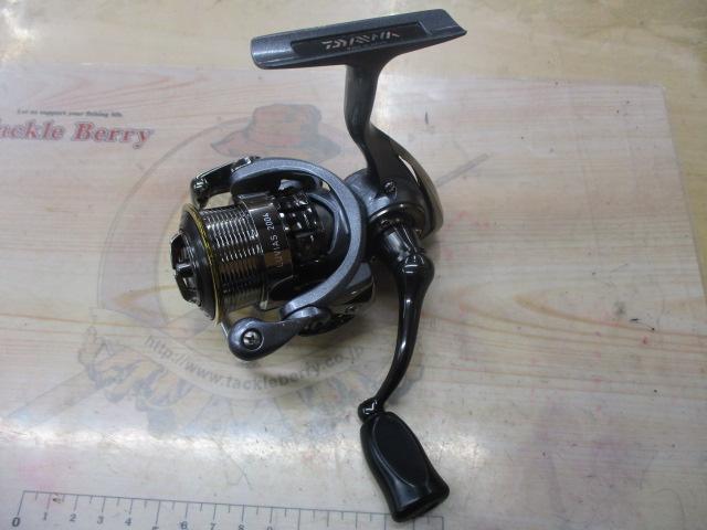 15ﾙﾋﾞｱｽ 2004