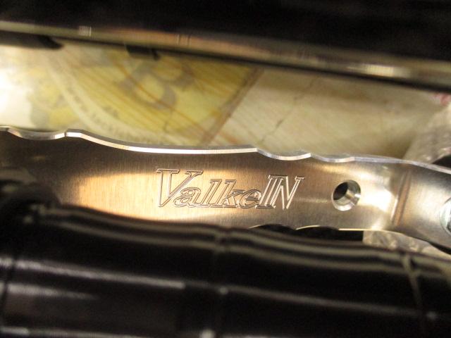 ｶﾞﾙｳｨﾝｸﾞﾛｯﾄﾞｽﾀﾝﾄﾞ