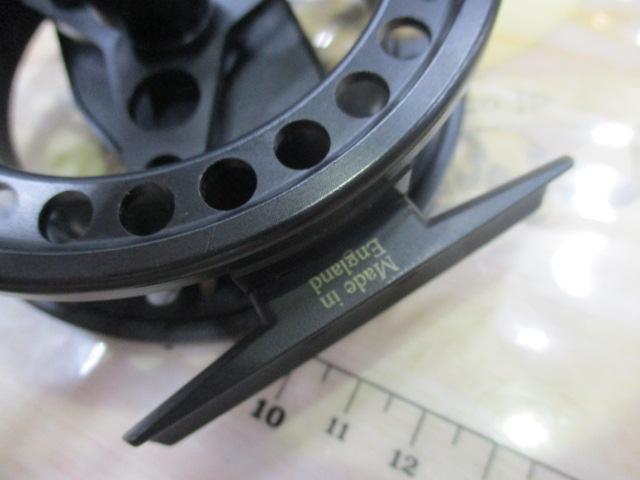 ﾊﾞﾃﾝｷﾙﾗｰｼﾞｱｰﾊﾞｰⅢﾌﾞﾗｯｸ 黄文字