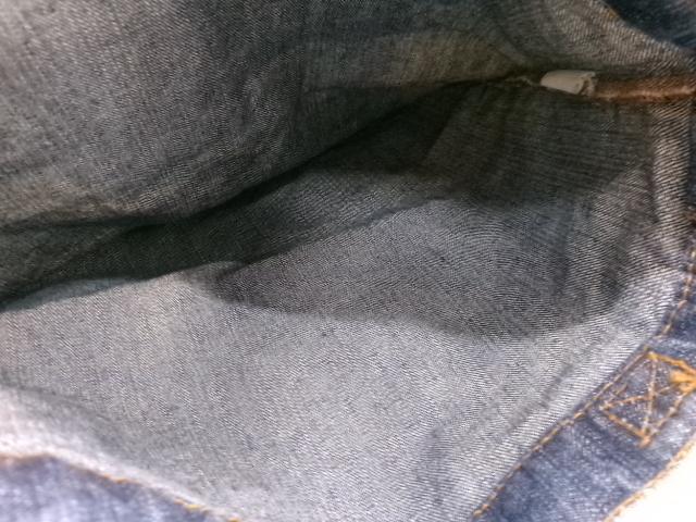 ﾂﾗﾗ　ﾃﾞﾆﾑﾄｰﾄ