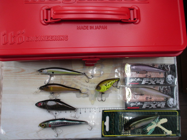 【ｾｯﾄ商品】ﾒｶﾞﾊﾞｽﾎﾞｯｸｽ&ﾙｱｰｾｯﾄ