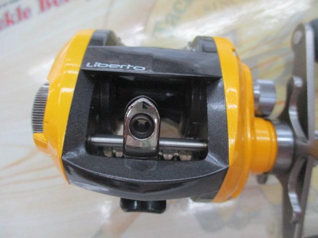 ﾘﾍﾞﾙﾄﾋﾟｸｼｰ ｲｴﾛｰﾊﾟｰﾙL