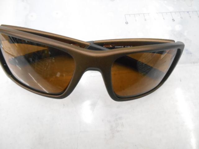 ｵｰｸﾘｰ 偏光ｻﾝｸﾞﾗｽ