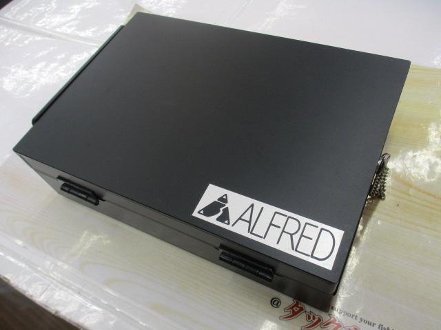 ミニマルルアーケース