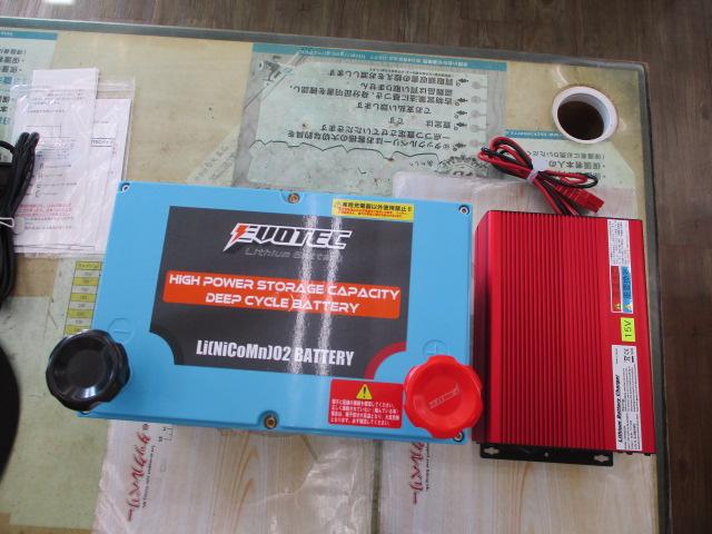 ﾘﾁｳﾑﾊﾞｯﾃﾘｰ充電器