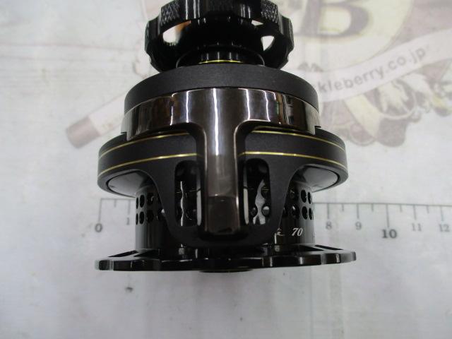 ｶｾ筏師 THEｱｽﾘｰﾄﾗｶﾞｰ P70-BG(右)