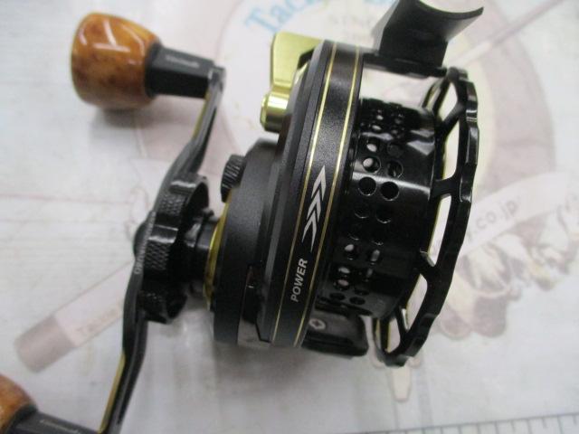 ｶｾ筏師 THEｱｽﾘｰﾄﾗｶﾞｰ P70-BG(右)