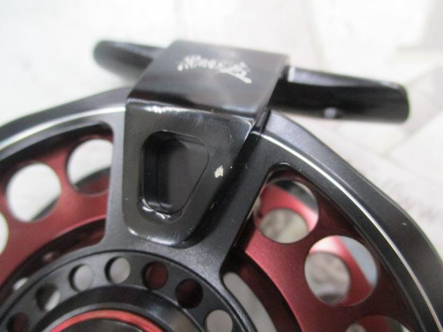 黒鯛師 THEﾍﾁｾﾚｸｼｮﾝZX 88W-R ﾌﾞﾗｯｸ/ﾚｯﾄﾞ