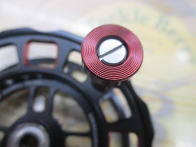 黒鯛師 THEヘチリミテッド 88SDⅡBR ブラック/レッド