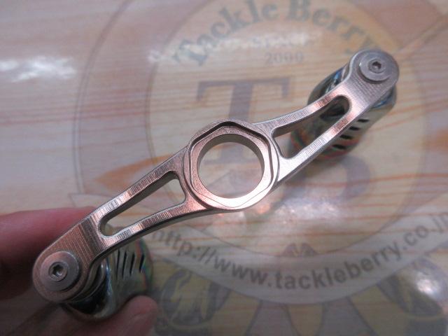 ﾌｧｲﾔｰｵｰﾛﾗ68 ﾌｨｰﾉ ﾀﾞｲﾜ/ｱﾌﾞ右(ﾌｨｯｼｭｱﾛｰ×ﾒｶﾞﾃｯｸ)