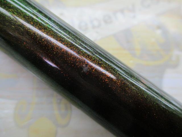 旋めぐる 鋭光十六