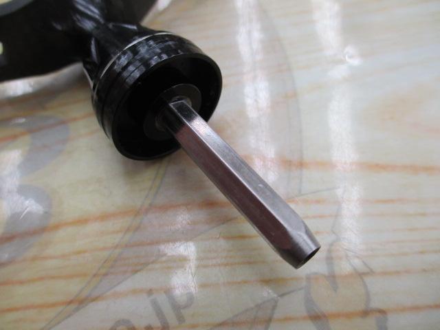 ｶｽﾀﾑﾊﾝﾄﾞﾙ