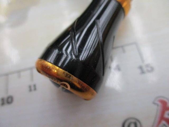 ｶｽﾀﾑﾊﾝﾄﾞﾙ