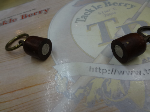 ﾜｲｽﾞｶｽﾀﾑ ﾏｸﾞﾈｯﾄﾘﾘｰｻｰ花梨