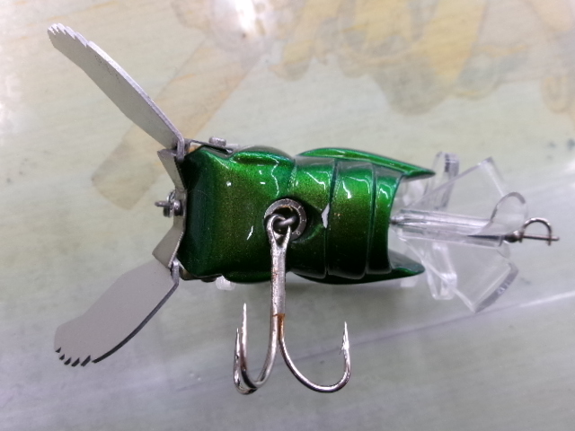 ﾒｶﾞﾊﾞｽ　ﾊﾟｶﾞｰﾆ　ｶﾞｯﾀX