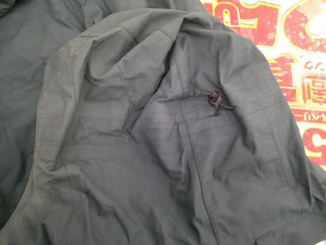 ﾌｨｯｼﾝｸﾞｼﾞｬｹｯﾄ