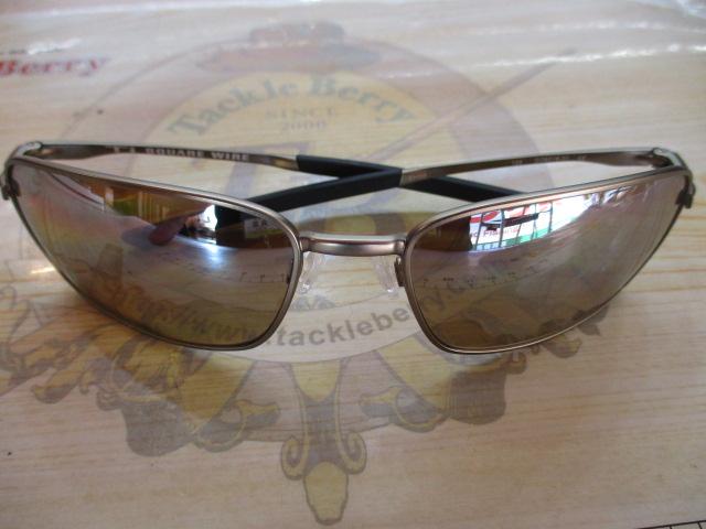 ｵｰｸﾘｰ 偏光ｻﾝｸﾞﾗｽ