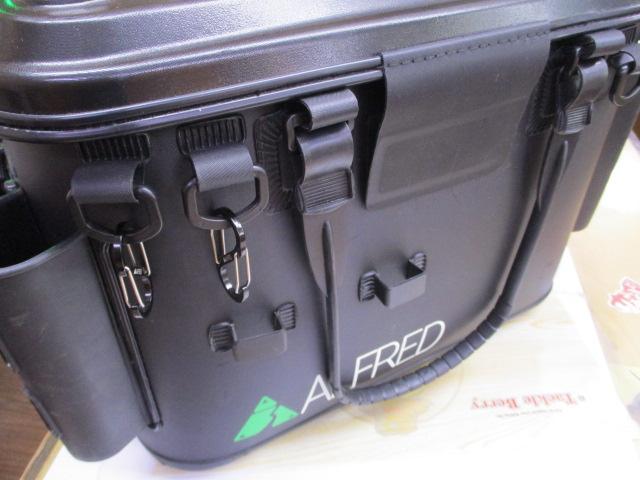 ｵｰﾙｲﾝﾜﾝﾀｯｸﾙﾎﾞｯｸｽ