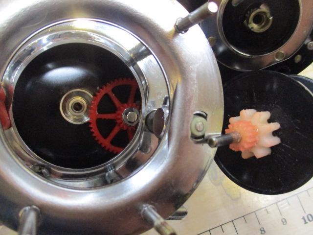 4600C ｸﾗｼｯｸ 赤ﾍﾞﾛ ﾌﾞﾗｯｸ