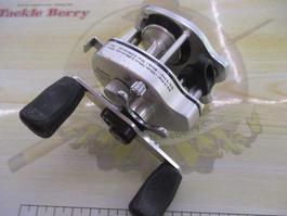 ﾌｧﾝﾄﾑ ST-5