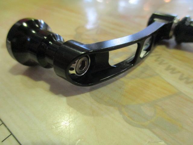 プロアームスピニング40mmMCHSP40DA-B・RKダイワブラックラウンドノブ