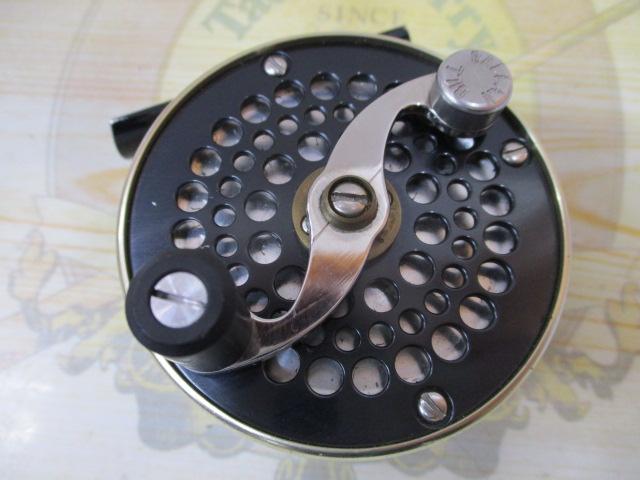 ﾍﾞｲﾋﾞｰｴｱﾙｰﾑ ｺﾞｰﾙﾄﾞ/ﾌﾞﾗｯｸ