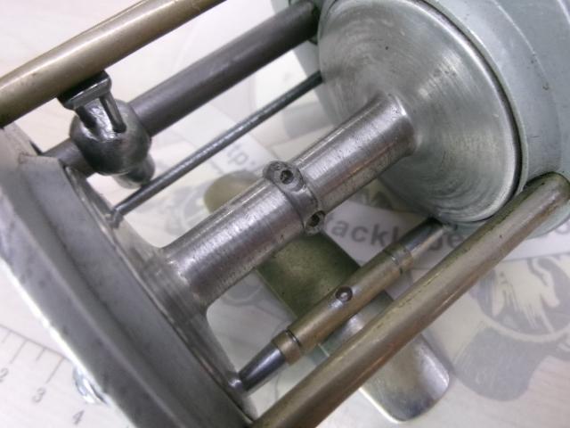 シュープリーム