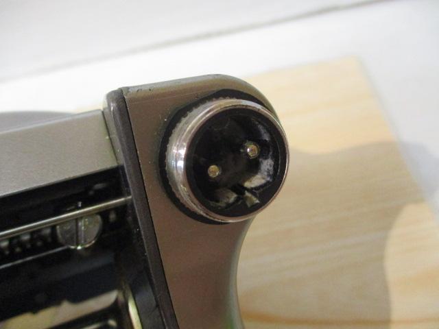 ｱﾄﾞﾍﾞﾝﾁｬｰ電動VS700AC 