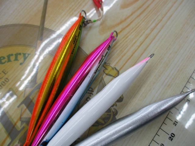 【ｾｯﾄ商品】ｳﾛｺｼﾞｸﾞ　ｼｮｰﾄ　4本ｾｯﾄ