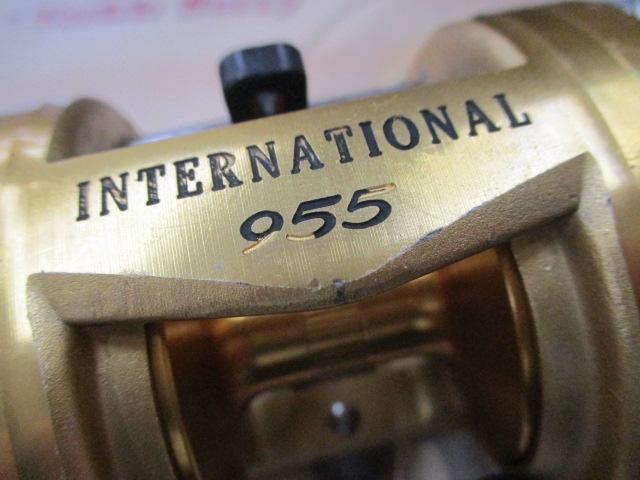 インターナショナル 955