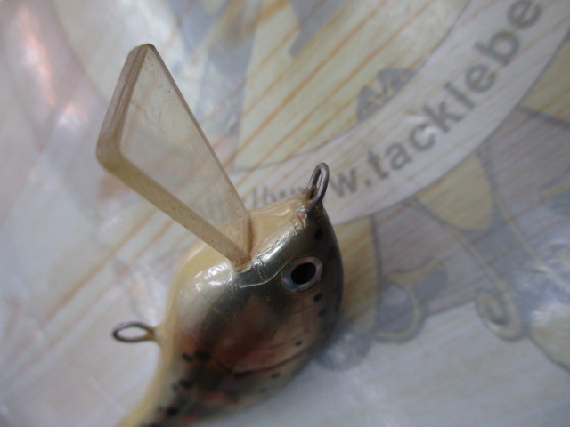 ﾊﾝﾄﾞﾒｲﾄﾞｳｯﾄﾞﾙｱｰ