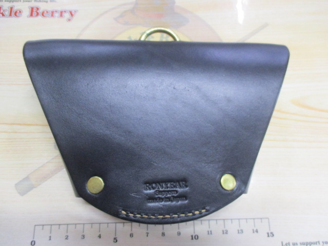 ハードストリームスランディングネットホルスター