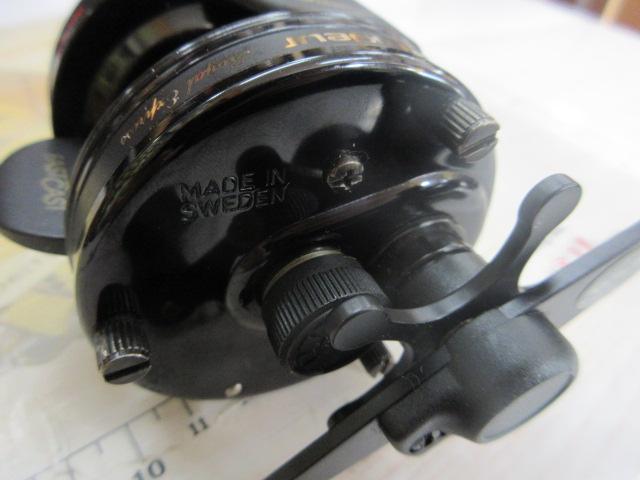 ｱﾝﾊﾞｻﾀﾞｰﾛｲﾔﾙｴｸｽﾌﾟﾚｽｳﾙﾄﾗｷｬｽﾄ