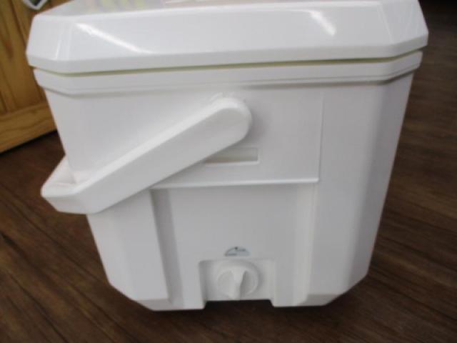 ライトトランクアルファ ZSS3200 シャンパンゴールド