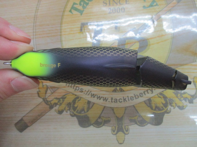 ﾌﾞﾙｰｼﾞｭF