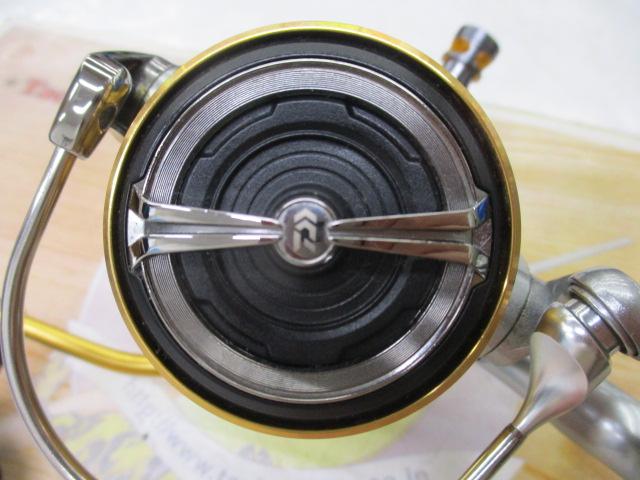 18ﾌﾘｰﾑｽ LT4000D-CXH