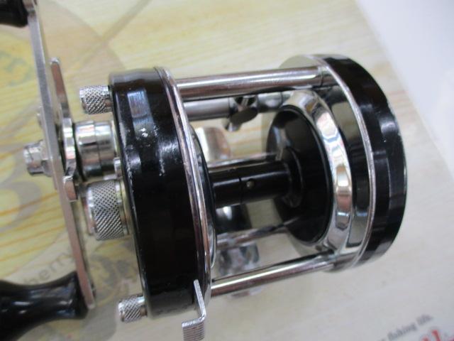 5001Cﾌﾞﾗｯｸ(山型ﾘﾑ/3ｽｸﾘｭｰ/4本ｽﾄﾚｰﾄﾄﾞﾗｸﾞﾉﾌﾞ)