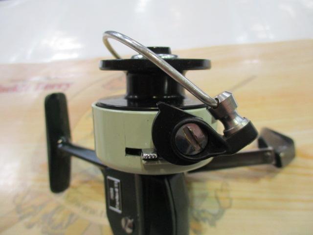 ｶｰﾃﾞｨﾅﾙ 33 ｸﾞﾘｰﾝ