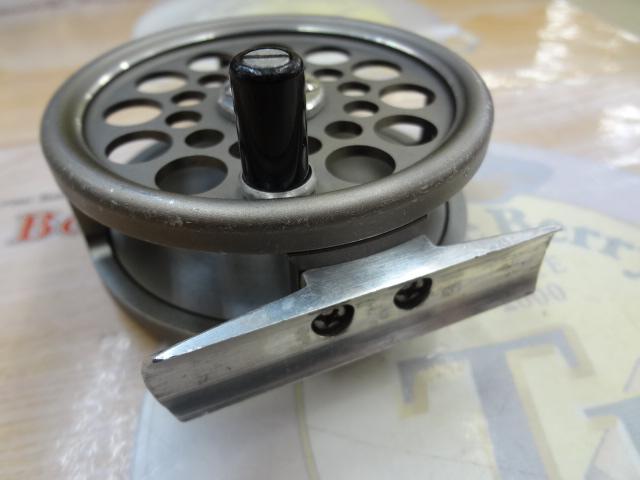 ﾌｪﾛｰｽﾞ ｽﾓｰﾙﾄﾗｳﾄ