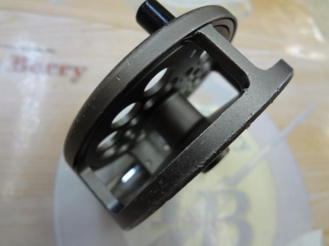 ﾌｪﾛｰｽﾞ ｽﾓｰﾙﾄﾗｳﾄ