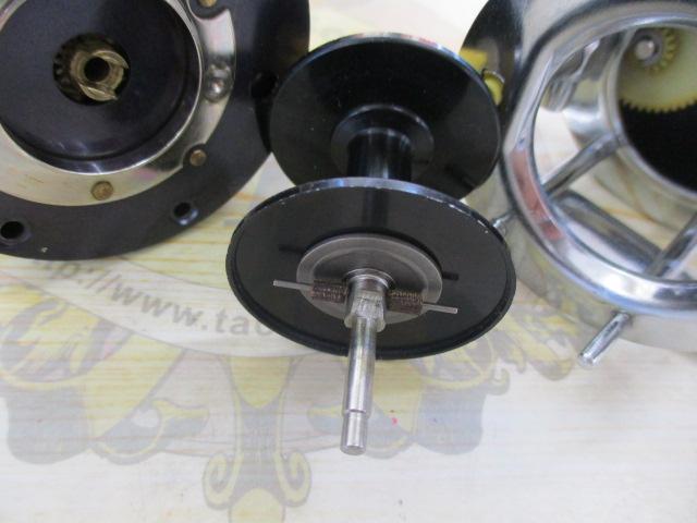 5001Cﾌﾞﾗｯｸ(山型ﾘﾑ/3ｽｸﾘｭｰ/4本ｽﾄﾚｰﾄﾄﾞﾗｸﾞﾉﾌﾞ)