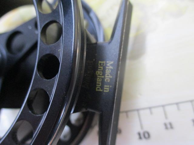 ﾊﾞﾃﾝｷﾙﾗｰｼﾞｱｰﾊﾞｰⅣﾌﾞﾗｯｸ 黄文字