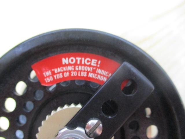 ﾋﾞﾘｰﾍﾟｲﾄ ﾄﾗｳﾄ