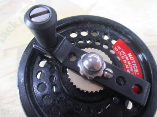 ﾋﾞﾘｰﾍﾟｲﾄ ﾄﾗｳﾄ