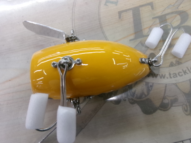 デカダンストーイグランデ