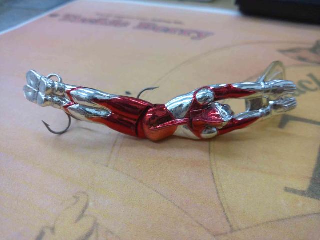 ｳﾙﾄﾗﾏﾝﾌﾟﾗｸﾞ