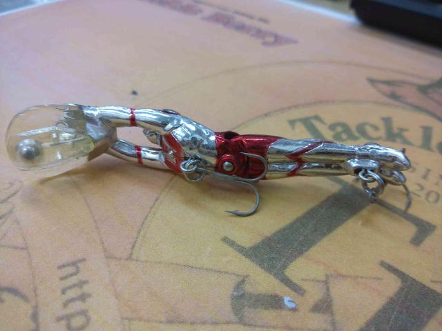 ｳﾙﾄﾗﾏﾝﾌﾟﾗｸﾞ