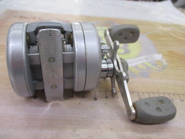 ﾌﾟﾛﾏｯｸｽ1600 ｼﾙﾊﾞｰ