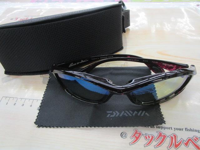 TLX003ｲｰｽﾞｸﾞﾘｰﾝ