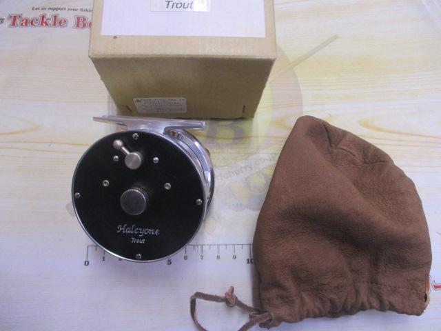 アルキュオン トラウト